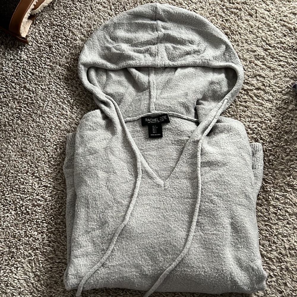 Rachel Zoe oatmeal sweatshirt, size small, very soft and cozy